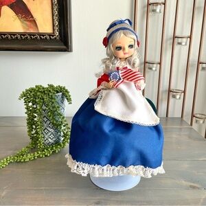 Vintage 70s Patriotic Betsy Ross Bradley Doll Southern Belle Elegant Dolls